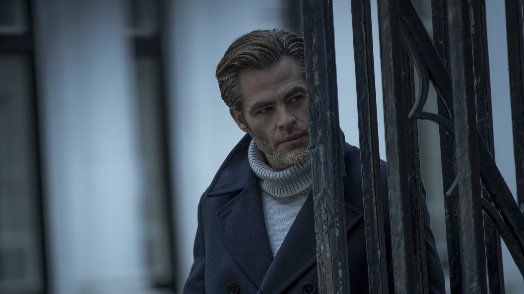 Gesehen: All the Old Knives (2022) - Formal in die Grauzone