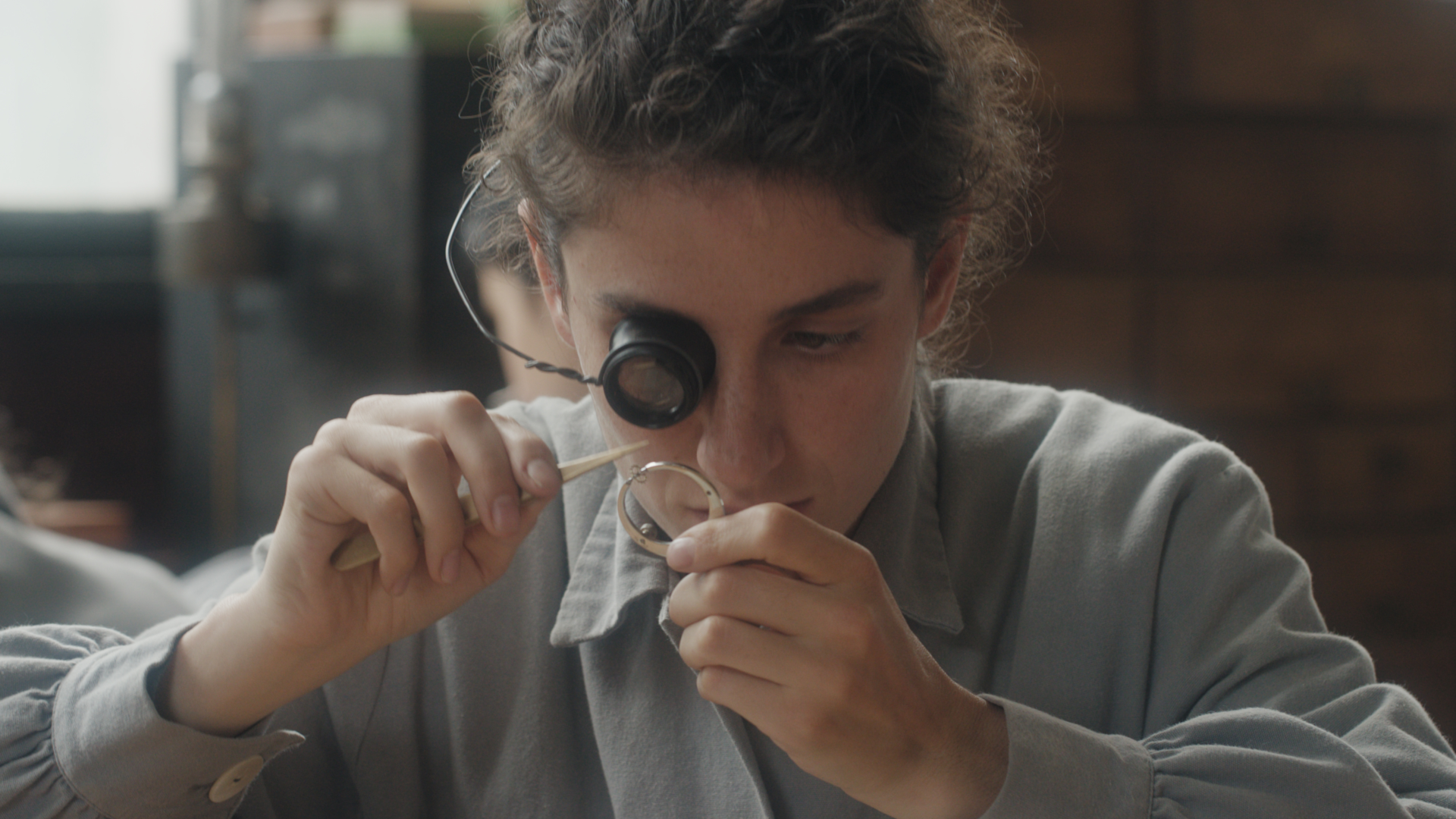 Gesehen: Unrueh (2022) - Hegemoniales Großkapital