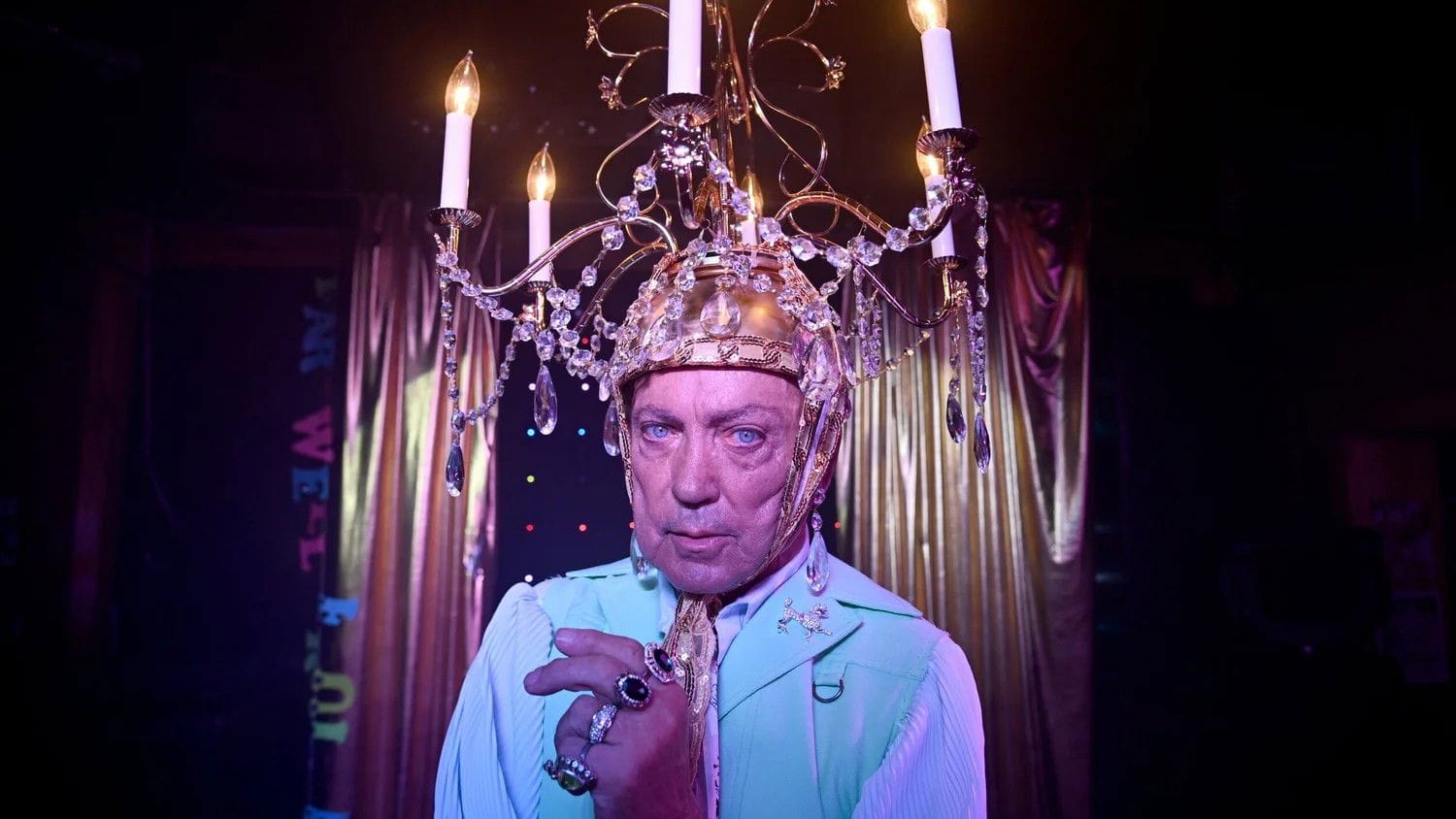 Gesehen: Swan Song (2021) - Schmerzraum