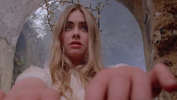 Gesehen: Woodlands Dark and Days Bewitched: A History of Folk Horror (2021) - Darlings auf Gemeinplätzen